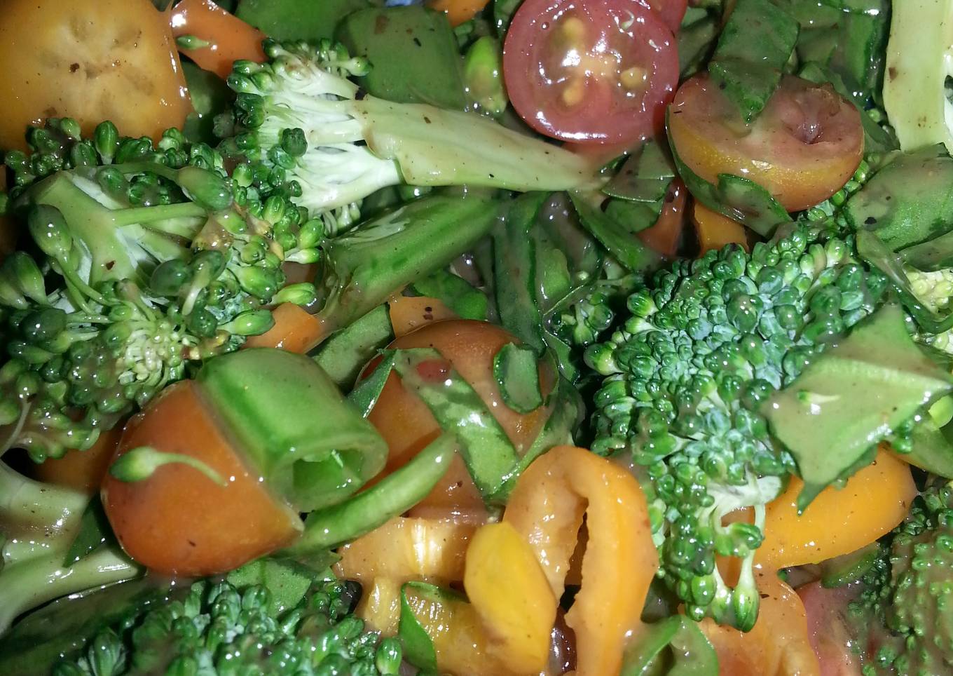 Fresh vegetable salad