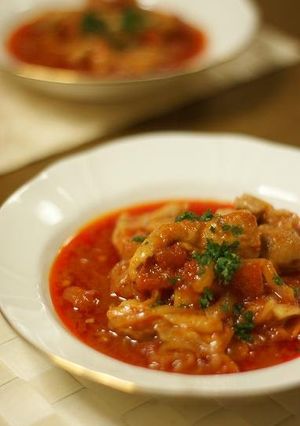 A picture of Italian Chicken in Tomato Sauce.