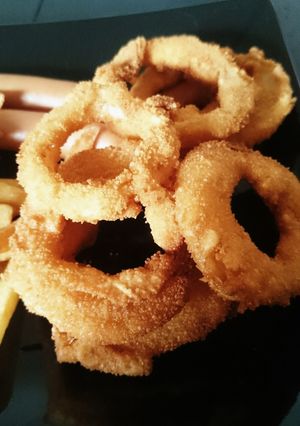 A picture of Super crispy onion rings.