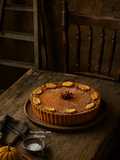 Torta di Zucca Speziata con Cuore di Castagna e Crosta di Noci
