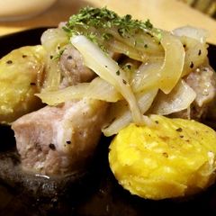 A picture of Sautéed Chestnuts and Pork Skirt.
