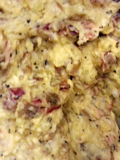 A picture of Smashed Yukon Potatoes.