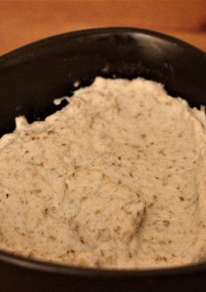 Une photo de Purée de topinambours à la pâte de curry vert