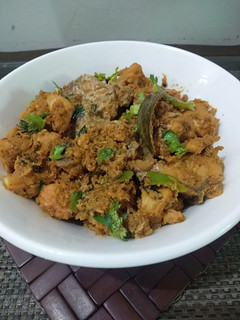 A picture of Butter Chicken Tikka Karahi.