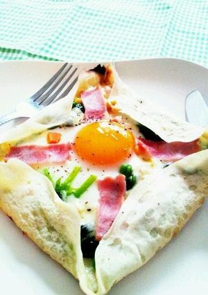 A picture of Easy Galette-Style Fried Egg with Pancake Mix.