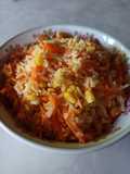 Ensalada de arroz con zanahoria y choclo