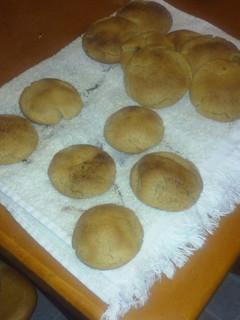 A picture of Cinnamon Peanut butter cookies.