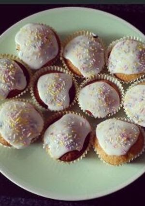 A picture of Fairy cakes.