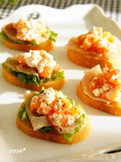 A picture of Cured Ham on Toast With Persimmon and Cottage Cheese.