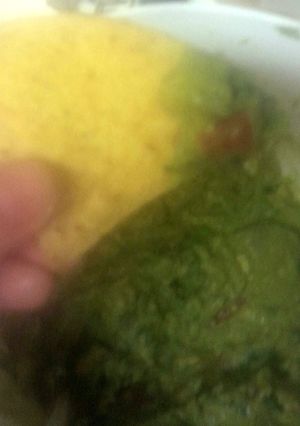 A picture of guacamole.