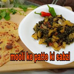 A picture of Mooli ke patte ki sabzi.