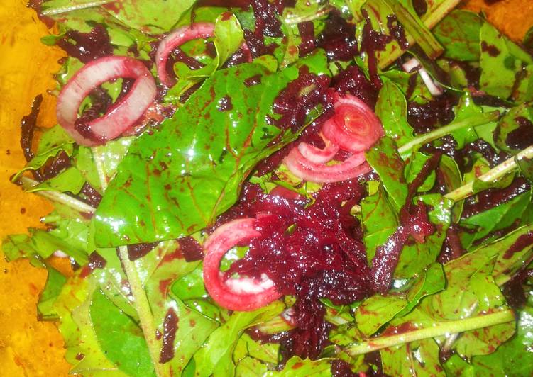 Beetroot arugula salad