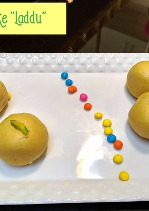A picture of Besan ke ladoo.