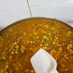 A picture of Sprouts curry.
