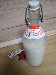 Raffaello likőr recept fotója