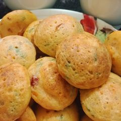 A picture of Chilli Appam.