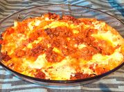 Una foto di lasagna classica