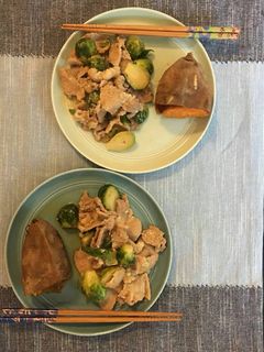A picture of Stir-Fried Pork.