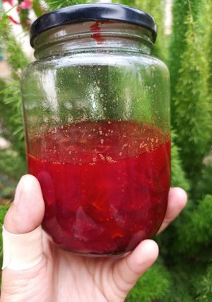 Hình của món Mứt dâu tây.