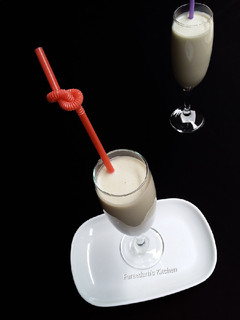 A picture of Banana Smoothie.