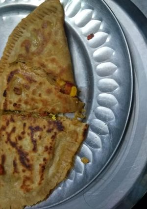 A picture of Vegetable paratha.