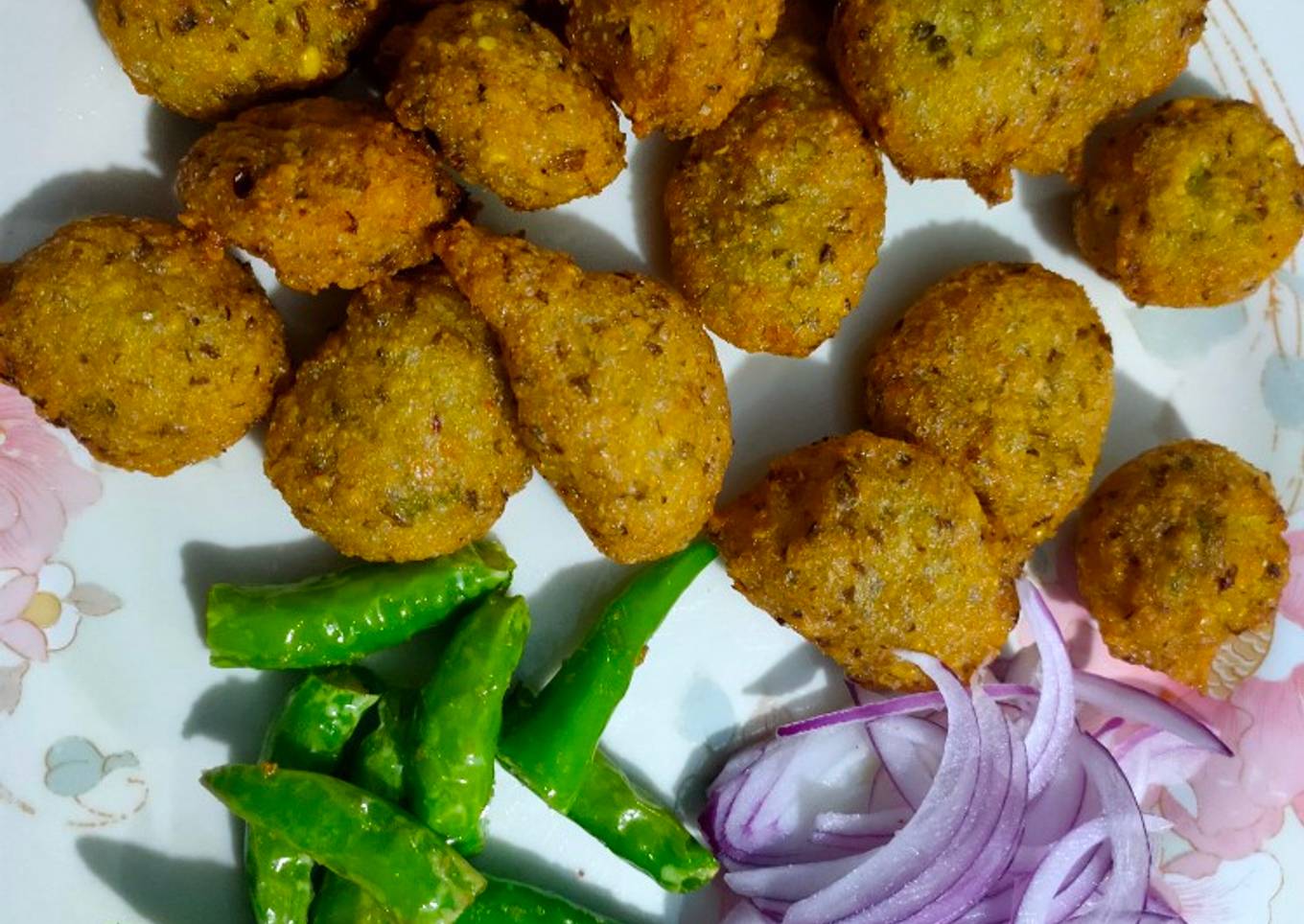 Dal vada made of green mung dal (without soda/eno)