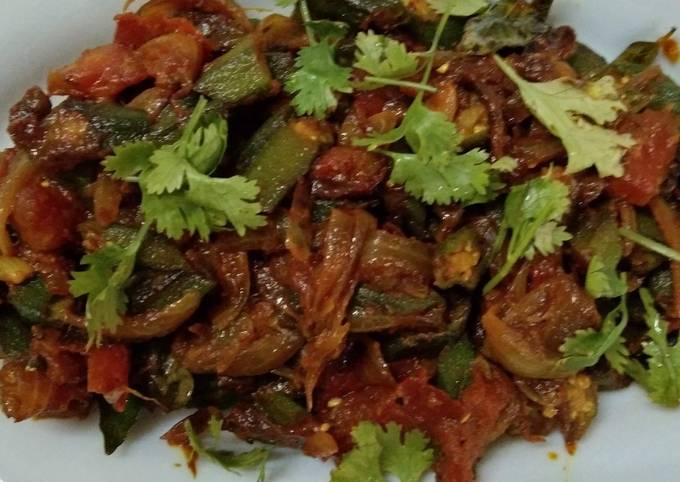 Bhindi Do Pyaza Curry Recipe By Krishna Biswas - Cookpad