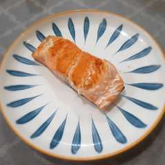 681. Pan Fried Salmon রেসিপির প্রধান ছবি