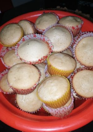 A picture of No butter vanilla cupcake.