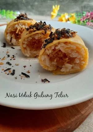 Foto resep Nasi Uduk Gulung Telur