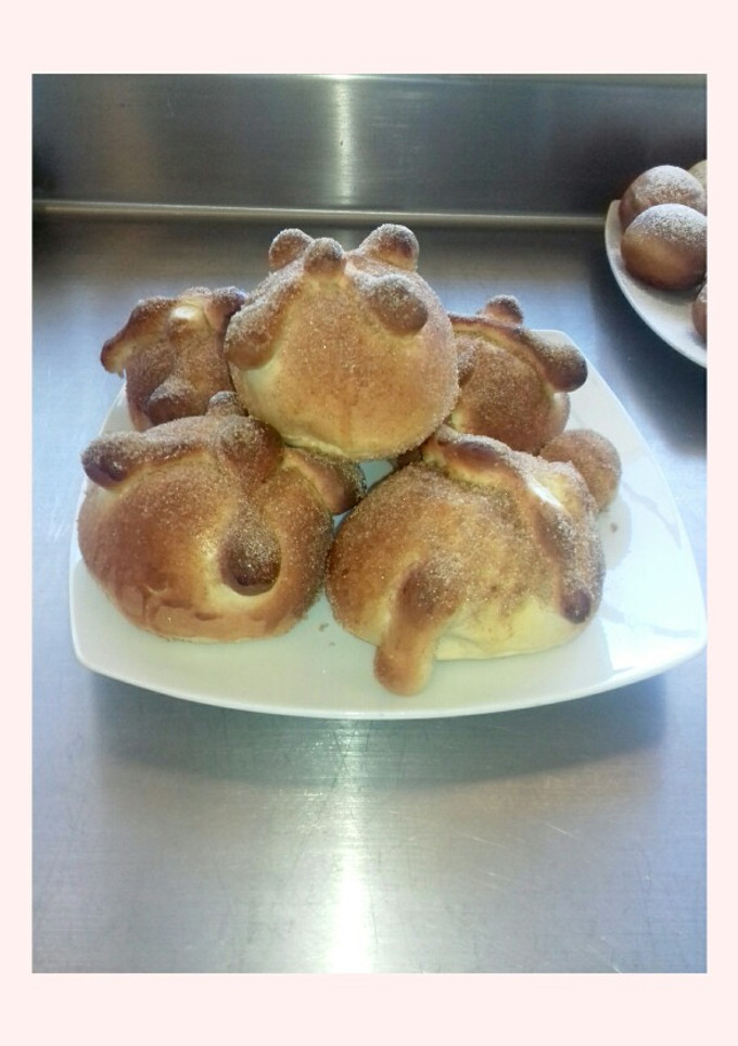 Una foto de Pan de muerto