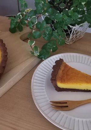 A picture of Easy Food Processor Kabocha Tart for Halloween.