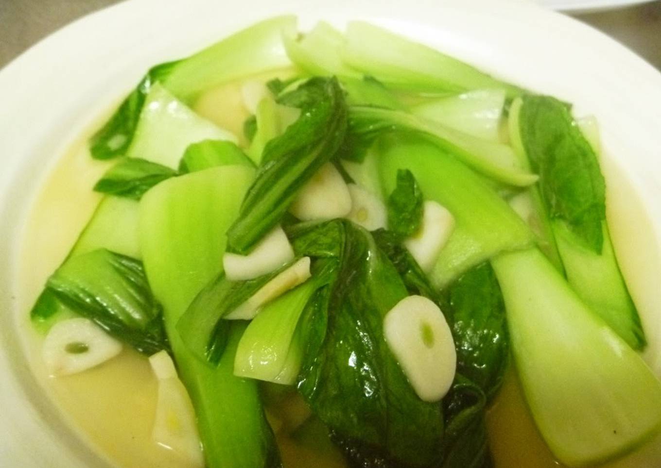 Stir-fried Bok Choy with Salt and Garlic
