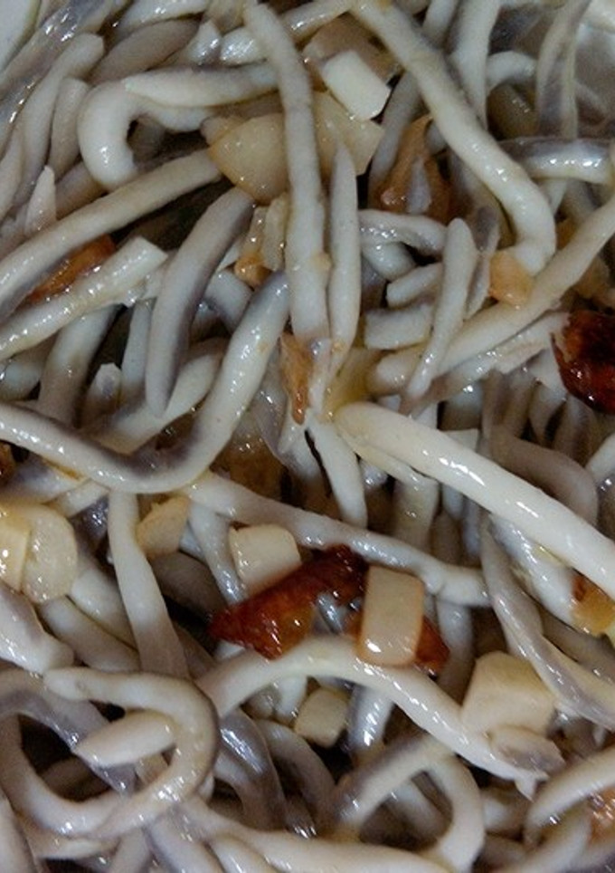 Una foto de Gulas al ajillo