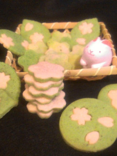 A picture of Sakura and Matcha Cookies.