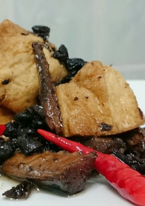 A picture of Tofu With Black Bean Mackerel.