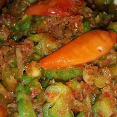 รูปของ Tumis Pare Teri Pedas