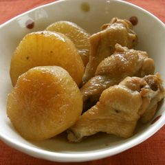 A picture of Stewed Daikon and Chicken Drums (in Sukiyaki Sauce).