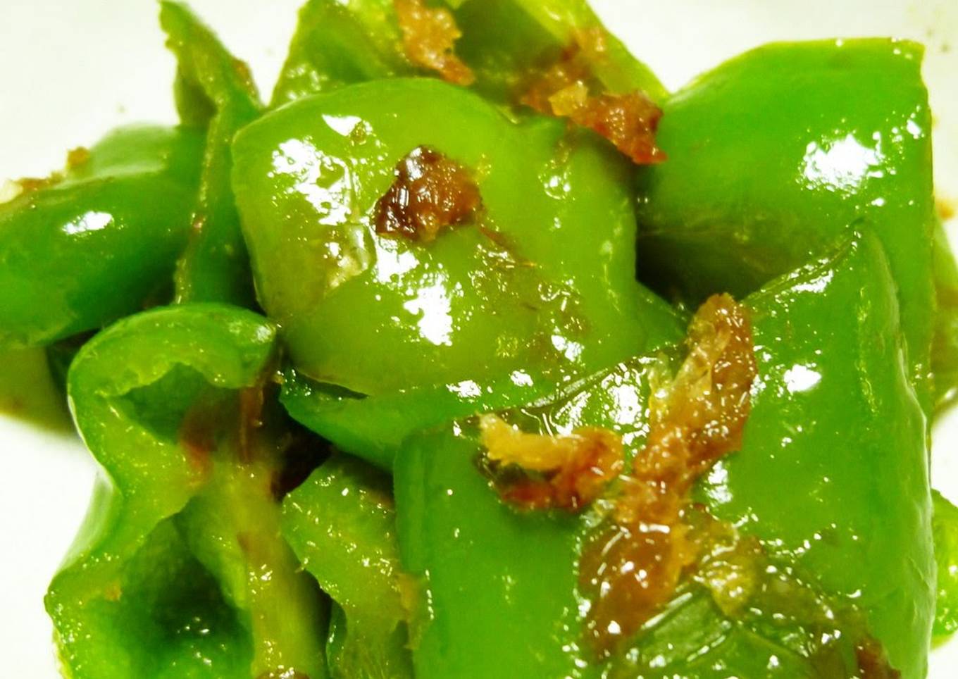 Sweet and Salty Green Pepper Stir-Fry with Bonito Flakes