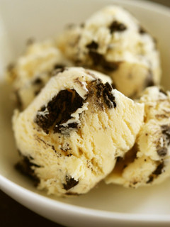 A picture of Authentic Oreo Cookies & Cream Ice Cream.