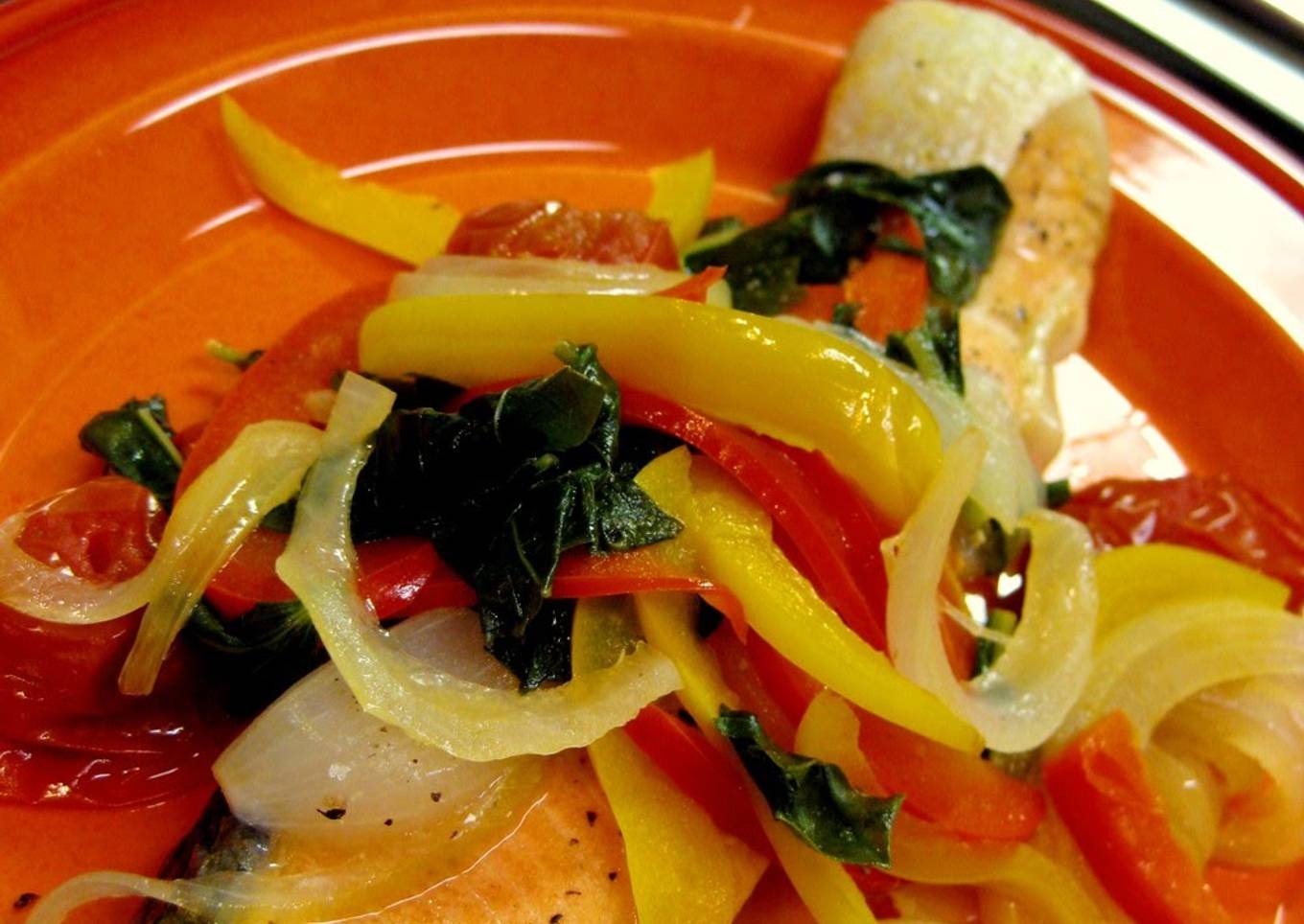 Simple Acquapazza-style Salmon with Basil