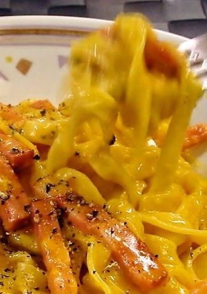 A picture of Pasta Carbonara.