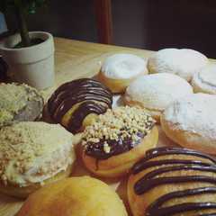 A picture of Donut empuk bombolini.