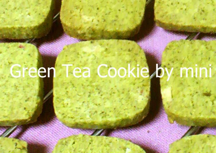 How to Make Homemade DIY Matcha Tea Powder from Tea Leaves