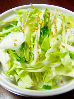 A picture of Izakaya Style Shio-koji Salad with Pea Sprouts and Cabbage.