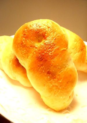A picture of Subtly Sweet Simple Time-Saver Milk Sugar Bread.