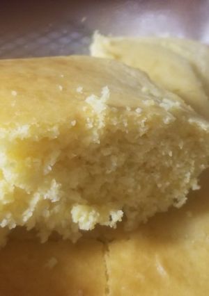 A picture of Sweet Corn Bread.