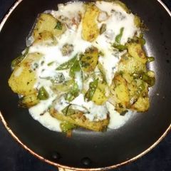 A picture of Potato Fry with Hint of Pudina and Garlic.