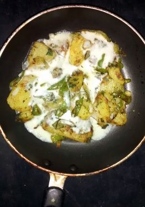 A picture of Potato Fry with Hint of Pudina and Garlic.