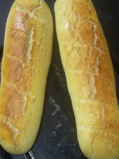 A picture of French Bread.